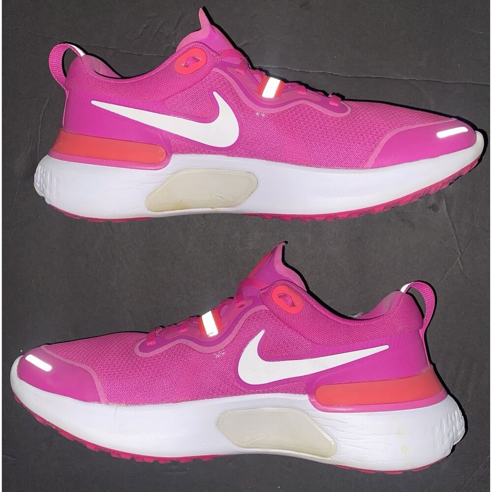 Nike Women's Bright Pink React Miller Running Shoes Size 9.5 Rare
